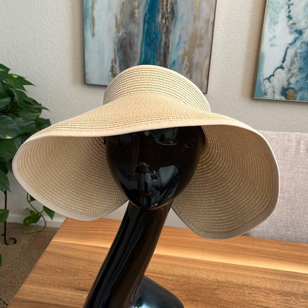 ELLEN TRACY Women’s Visor OS